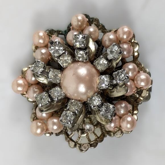 Vintage Pink Faux Pearl Scarf Dress Clip Rhinestone Floral Mid-Century Jewelry - Picture 1 of 5